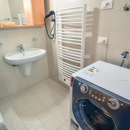 Res.Albare/Solaria Apt.Solandra Mezzana  Exterior foto